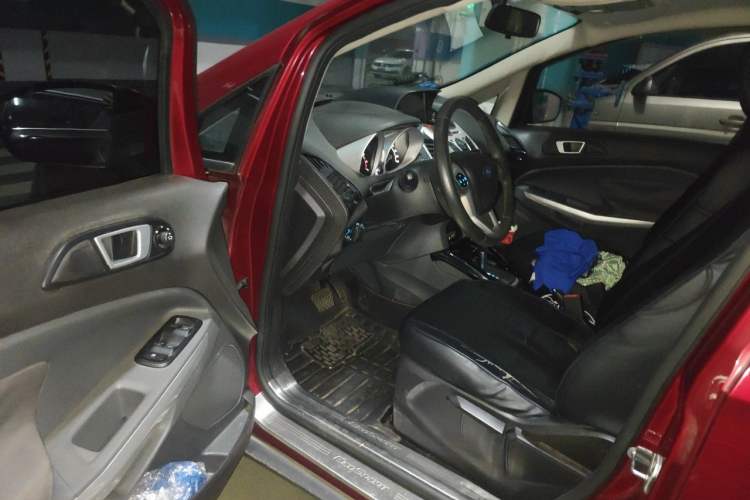 Used Ford EcoSport 2013 1.5L Automatic Prestige Model Driver Seat