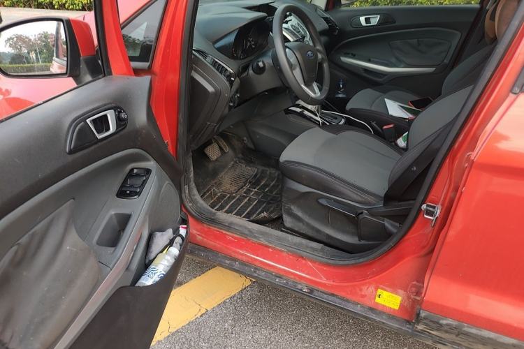 Used Ford EcoSport 2013 1.5L Automatic Fashion Model Driver Seat