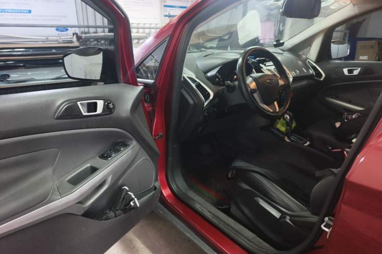 Used Ford EcoSport 2013 1.5L Automatic Fashion Model Driver Seat