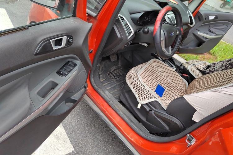 Used Ford EcoSport 2013 1.5L Automatic Fashion Model Driver Seat