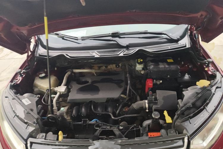 Used Ford EcoSport 2013 1.5L Automatic Fashion Model Engine Bay