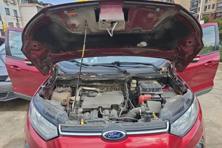 Used Ford EcoSport 2013 1.5L Automatic Fashion Model Engine Bay