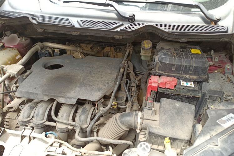 Used Ford EcoSport 2013 1.5L Manual Comfort Model Engine Bay
