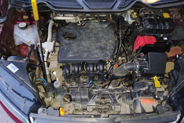 Used Ford EcoSport 2013 1.5L Automatic Fashion Model Engine Bay