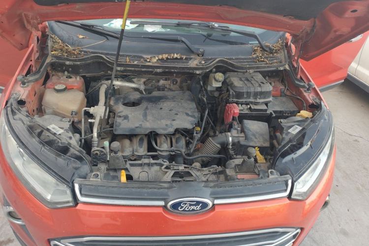 Used Ford EcoSport 2013 1.5L Automatic Fashion Model Engine Bay