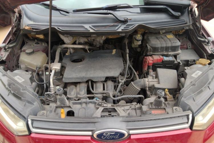 Used Ford EcoSport 2013 1.5L Automatic Fashion Model Engine Bay
