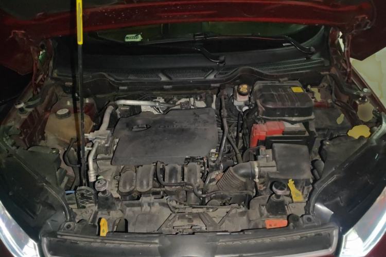 Used Ford EcoSport 2013 1.5L Automatic Fashion Model Engine Bay