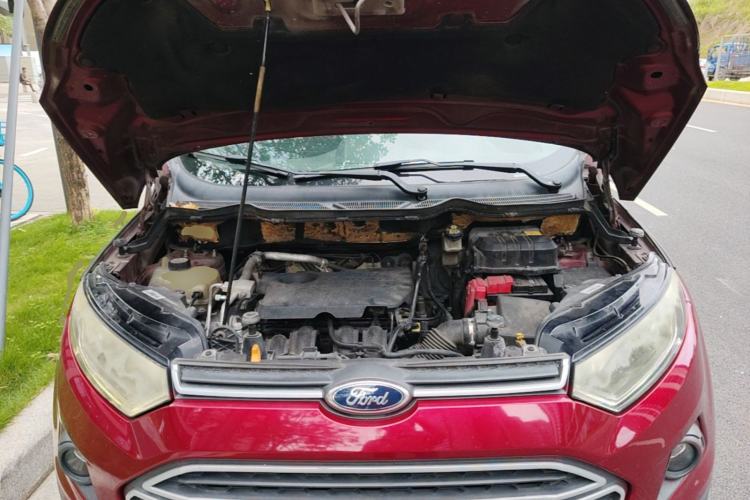 Used Ford EcoSport 2013 1.5L Automatic Fashion Model Engine Bay