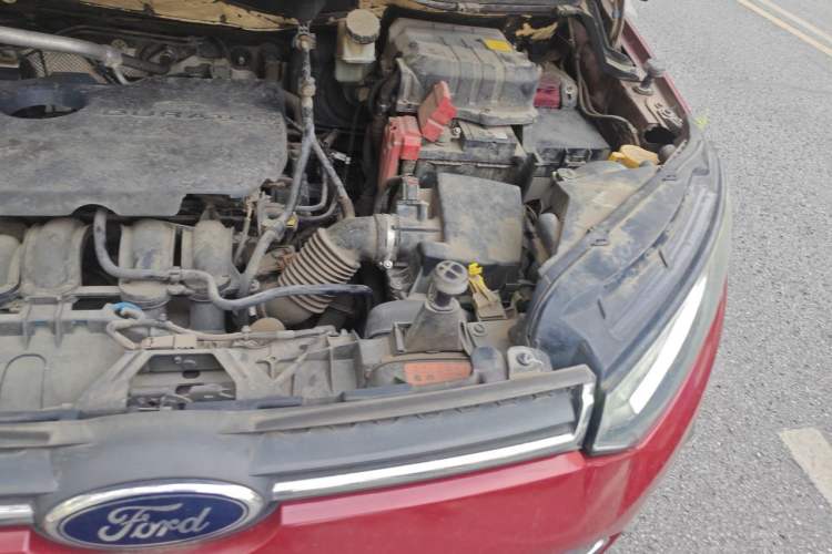 Used Ford EcoSport 2013 1.5L Automatic Prestige Model Engine Bay Left