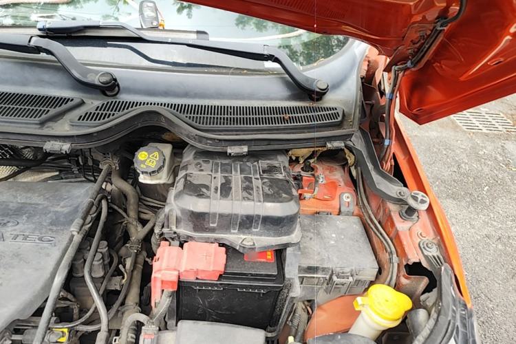 Used Ford EcoSport 2013 1.5L Automatic Fashion Model Engine Bay Left
