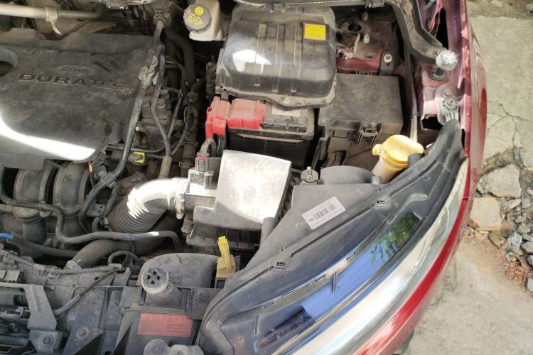 Used Ford EcoSport 2013 1.5L Automatic Fashion Model Engine Bay Left