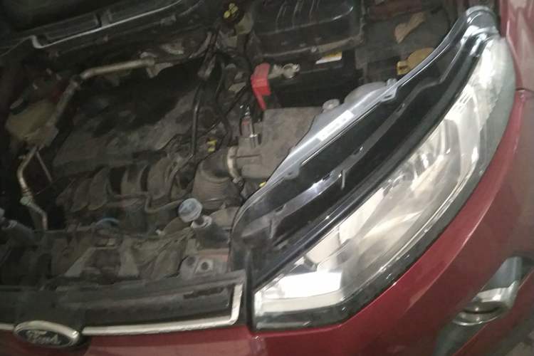 Used Ford EcoSport 2013 1.5L Automatic Prestige Model Engine Bay Left