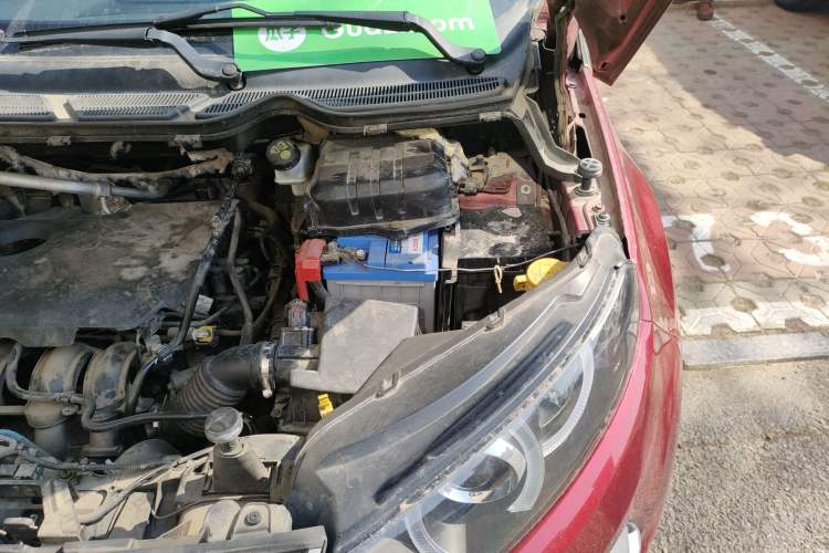 Used Ford EcoSport 2013 1.5L Automatic Fashion Model Engine Bay Left