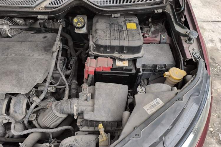 Used Ford EcoSport 2013 1.5L Manual Fashion Model Engine Bay Left