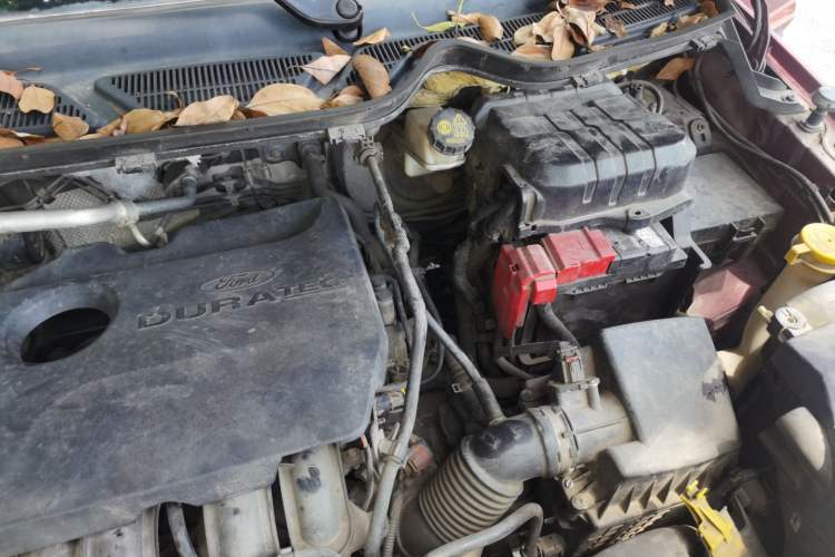 Used Ford EcoSport 2013 1.5L Automatic Prestige Model Engine Bay Left