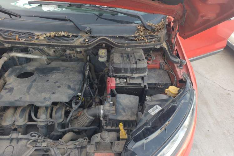 Used Ford EcoSport 2013 1.5L Automatic Fashion Model Engine Bay Left