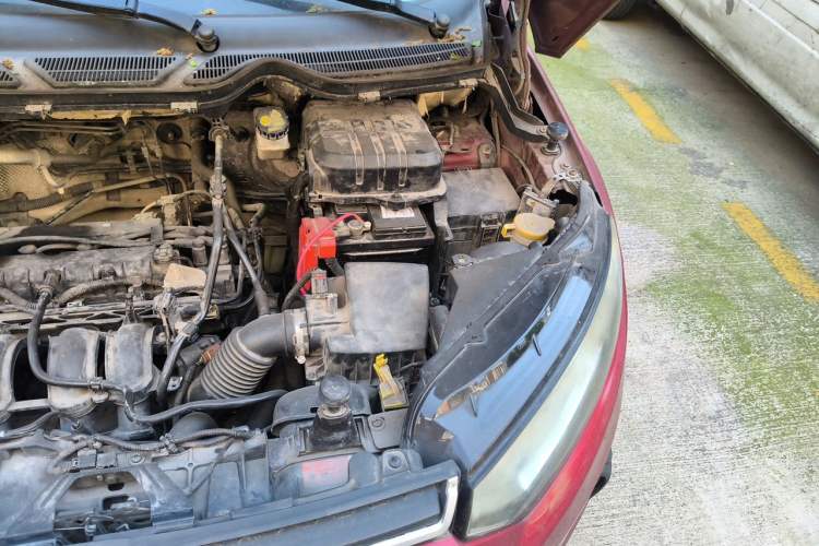 Used Ford EcoSport 2013 1.5L Automatic Fashion Model Engine Bay Left
