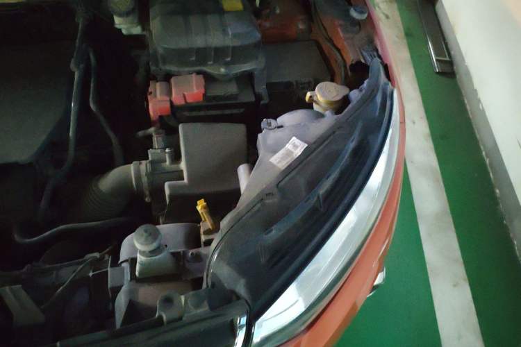 Used Ford EcoSport 2013 1.5L Automatic Prestige Model Engine Bay Left