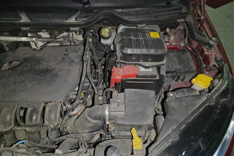 Used Ford EcoSport 2013 1.5L Automatic Fashion Model Engine Bay Left