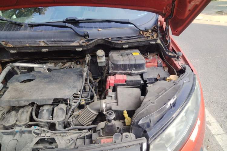 Used Ford EcoSport 2013 1.5L Automatic Prestige Model Engine Bay Left