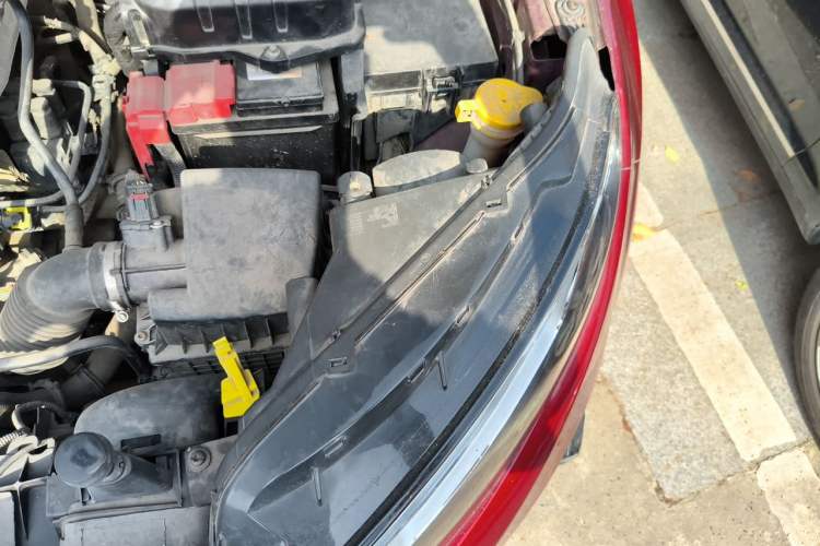 Used Ford EcoSport 2013 1.5L Automatic Prestige Model Engine Bay Left