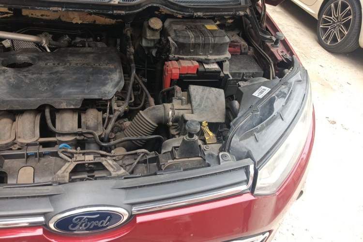 Used Ford EcoSport 2013 1.5L Automatic Prestige Model Engine Bay Left