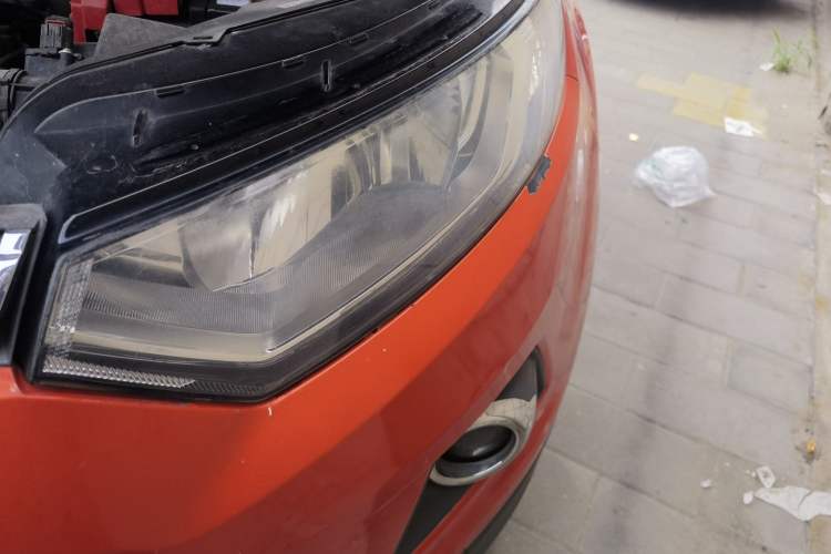 Used Ford EcoSport 2013 1.5L Automatic Prestige Model Engine Bay Left