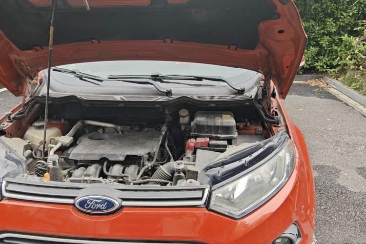 Used Ford EcoSport 2013 1.5L Automatic Fashion Model Engine Bay Left