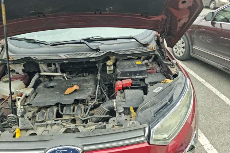 Used Ford EcoSport 2013 1.5L Automatic Prestige Model Engine Bay Left