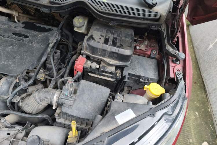Used Ford EcoSport 2013 1.5L Automatic Fashion Model Engine Bay Left