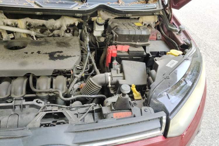 Used Ford EcoSport 2013 1.5L Automatic Prestige Model Engine Bay Left
