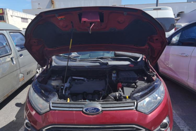 Used Ford EcoSport 2013 1.5L Manual Luxury Model Engine Bay