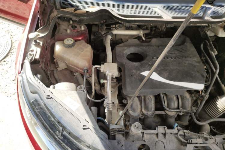 Used Ford EcoSport 2013 1.5L Automatic Fashion Model Engine Bay Right