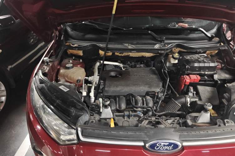 Used Ford EcoSport 2013 1.5L Automatic Fashion Model Engine Bay Right