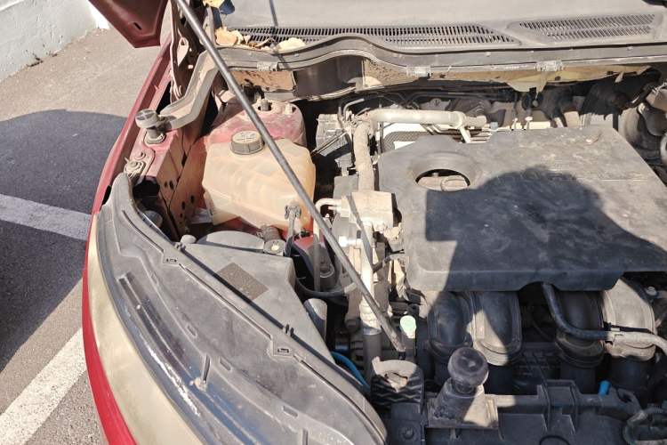 Used Ford EcoSport 2013 1.5L Manual Fashion Model Engine Bay Right