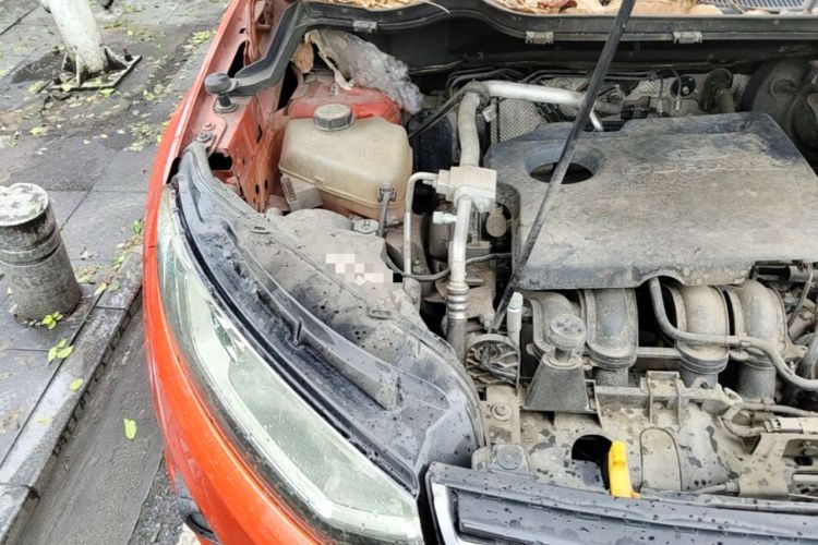 Used Ford EcoSport 2013 1.5L Automatic Fashion Model Engine Bay Right