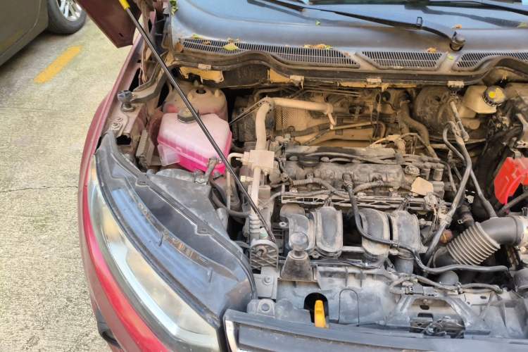 Used Ford EcoSport 2013 1.5L Automatic Fashion Model Engine Bay Right