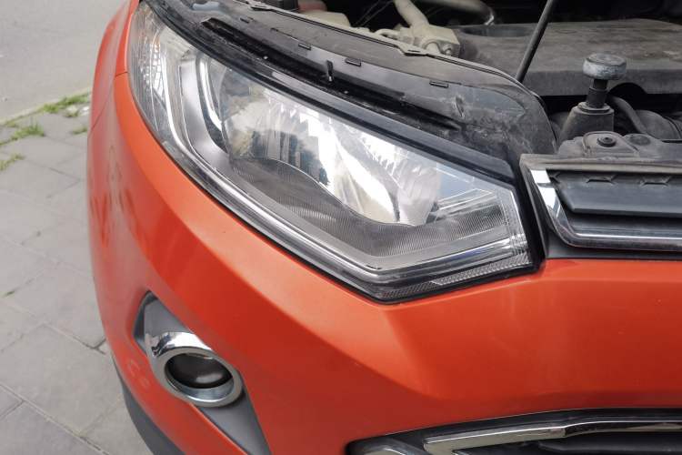 Used Ford EcoSport 2013 1.5L Automatic Prestige Model Engine Bay Right