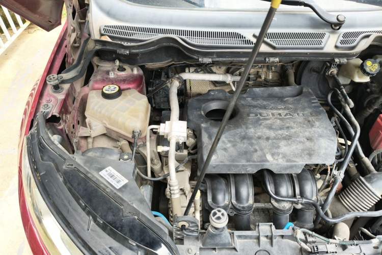 Used Ford EcoSport 2013 1.5L Automatic Prestige Model Engine Bay Right