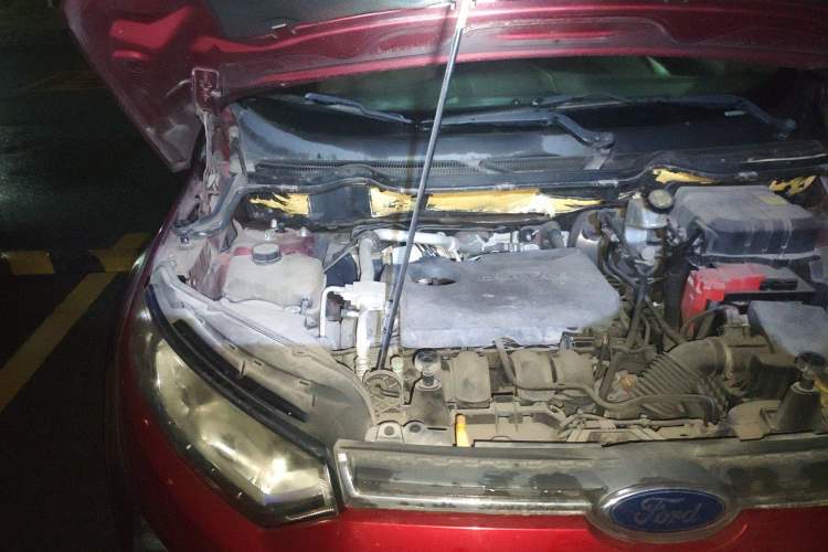 Used Ford EcoSport 2013 1.5L Automatic Prestige Model Engine Bay Right