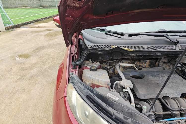 Used Ford EcoSport 2013 1.5L Automatic Fashion Model Engine Bay Right