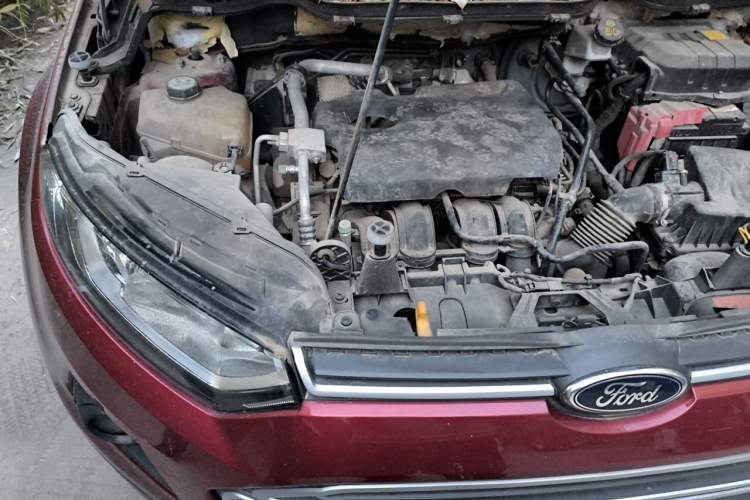 Used Ford EcoSport 2013 1.5L Automatic Fashion Model Engine Bay Right