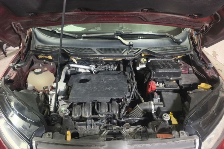 Used Ford EcoSport 2013 1.5L Automatic Fashion Model Engine Bay