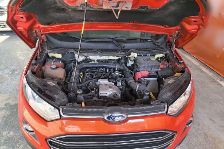 Used Ford EcoSport 2013 1.0L GTDi Manual Luxury Model Engine Bay