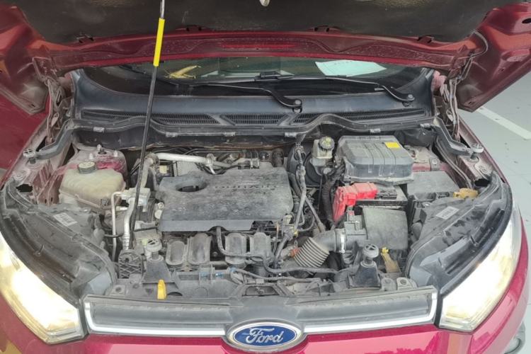 Used Ford EcoSport 2013 1.5L Automatic Fashion Model Engine Bay