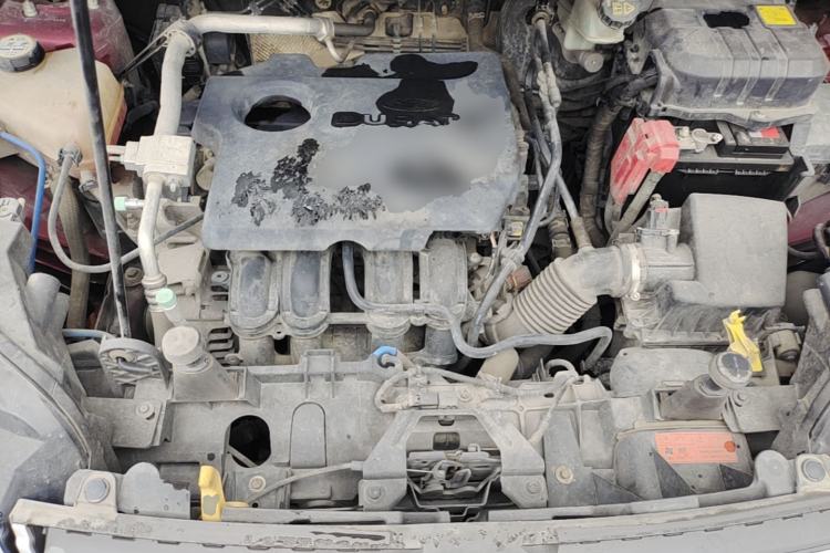 Used Ford EcoSport 2013 1.5L Manual Fashion Model Engine Bay