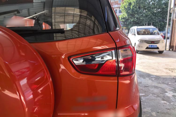Used Ford EcoSport 2013 1.0L GTDi Manual Luxury Model Exterior 2