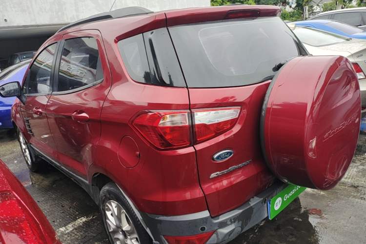 Used Ford EcoSport 2013 1.5L Manual Fashion Model Exterior 2
