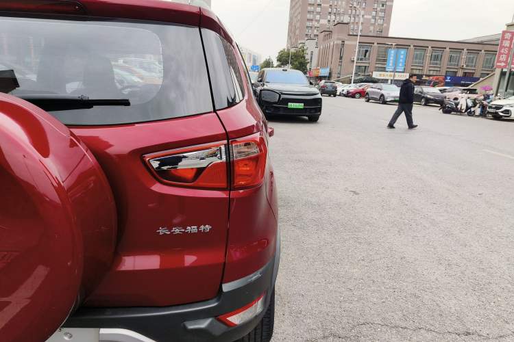 Used Ford EcoSport 2013 1.5L Automatic Fashion Model Exterior 3