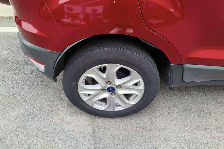 Used Ford EcoSport 2013 1.5L Automatic Fashion Model Exterior 5
